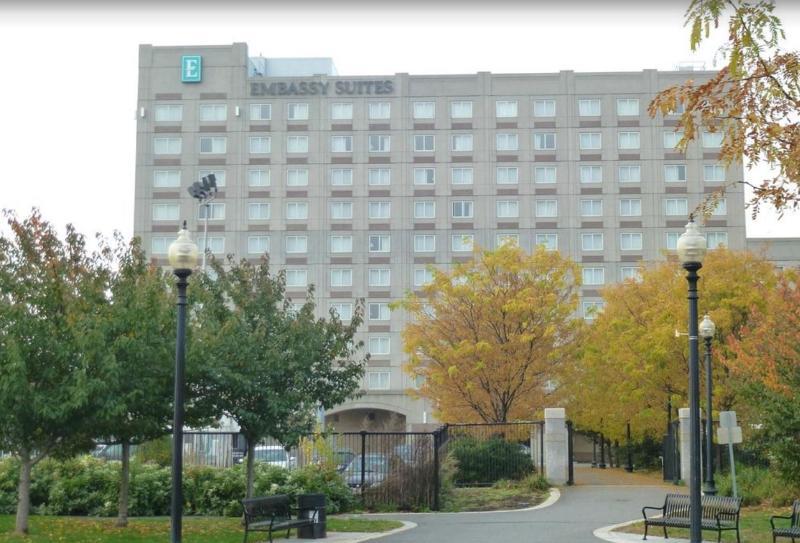 Embassy Suites Boston At Logan Airport Exterior photo